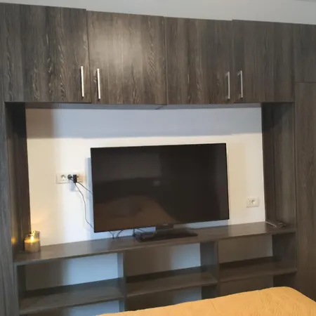 Apartment Christie's