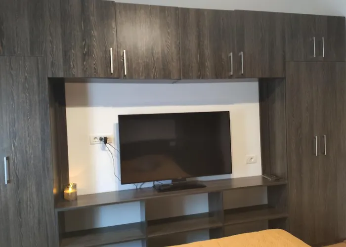 Apartment Christie's