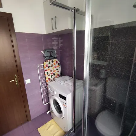 Christie's Бухарест