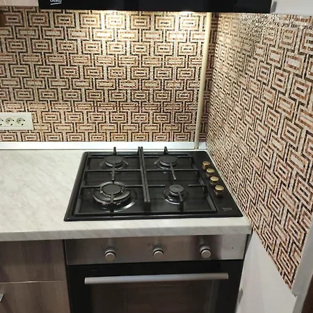 Christie's * Бухарест