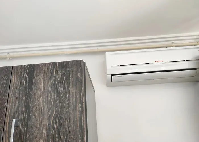 Christie's Boekarest