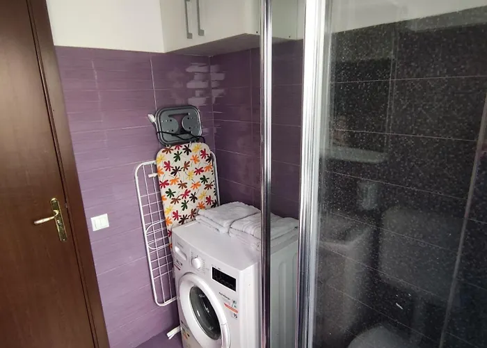 Christie's بوخارست